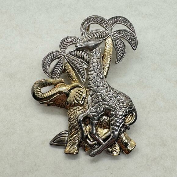 Vintage MJ Brooch Pendant Elephant Giraffe Palm Trees Gold Silver Tone Signed - Picture 1 of 10